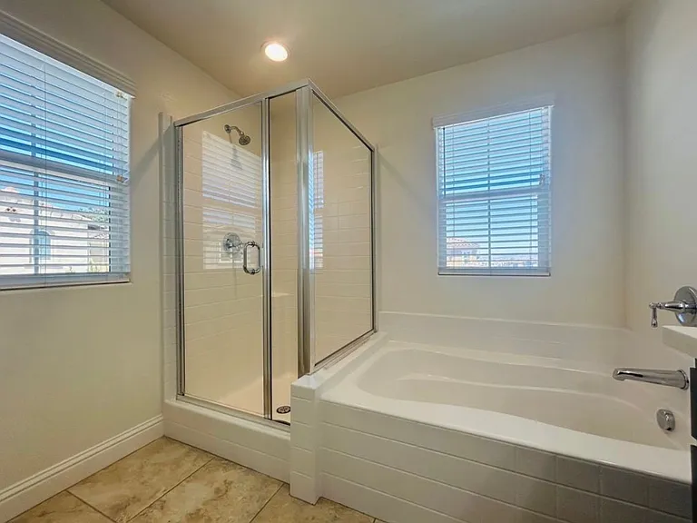 1172 Fox Field Ln — Photo 10