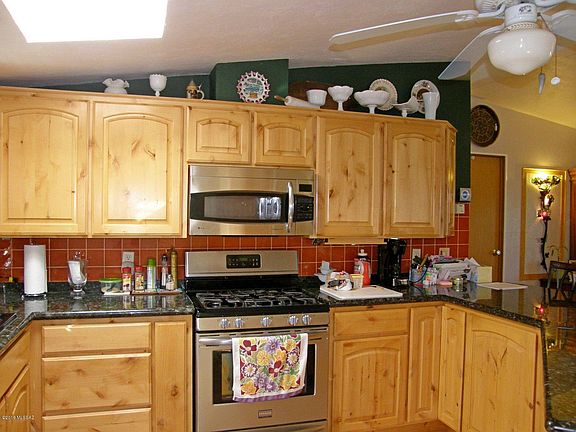 5th image of 2225 N Cottontail Ln