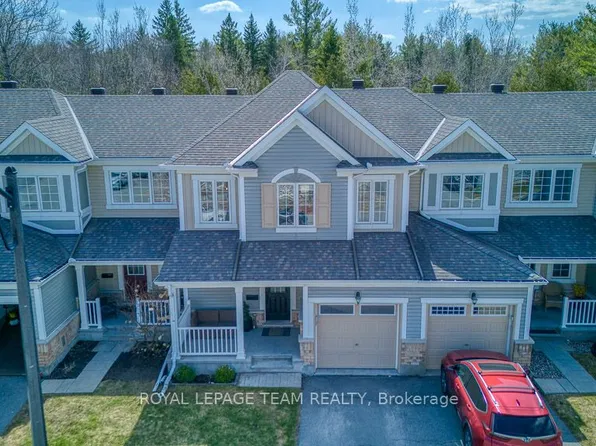 129 Maestro Ave, Ottawa, ON K2S 0V4