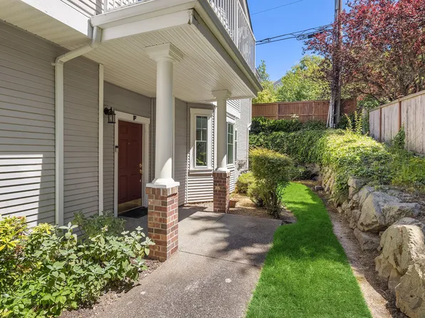 5100 Talbot Pl S #5F, Renton, WA 98055