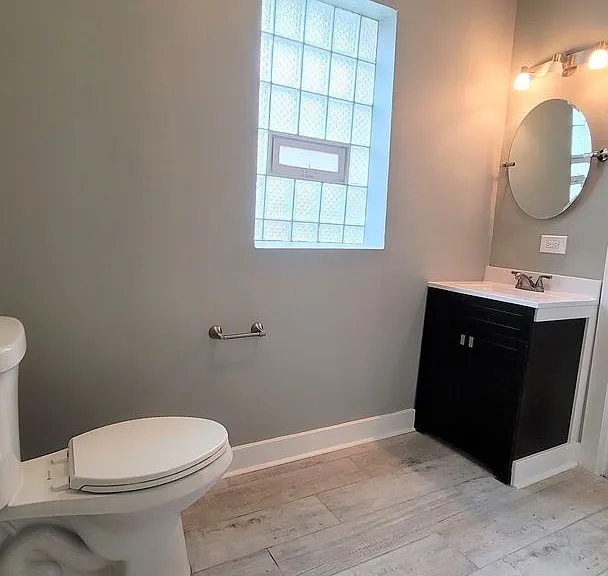7637 S Kingston Ave — Photo 8
