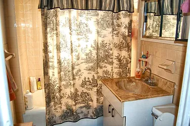 Rented by Bklyn Hts Vic Real Estate