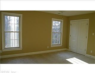 4th image of 4160 Ambassador Cir
