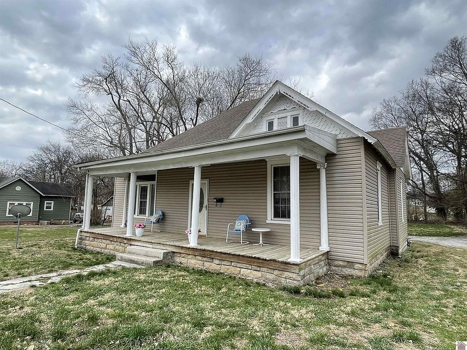 1st image of 605 N Jefferson St