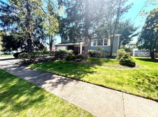 34 Hazel Ave, Edison, NJ 08820