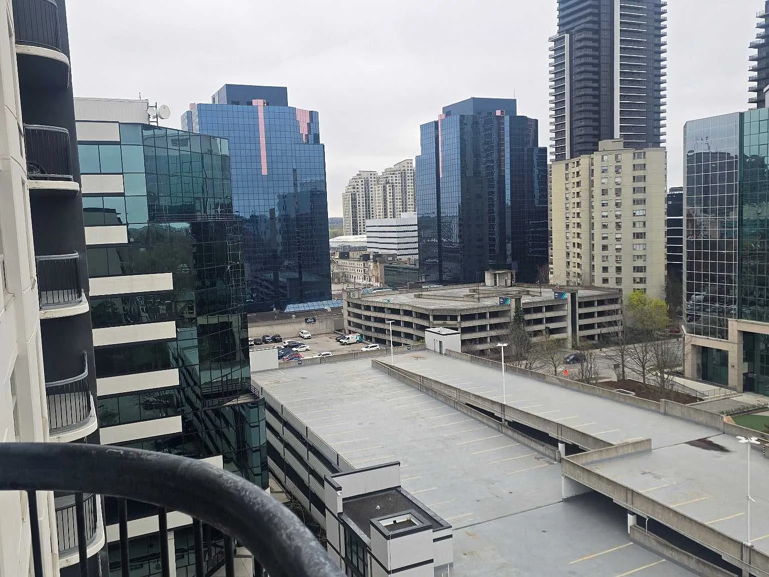 2 bed, $2,200 — Photo 2