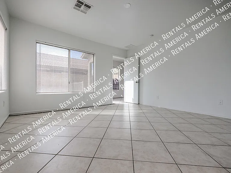 12731 W Sharon Dr — Photo 37