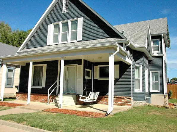 1421 Belmont Ave, Parsons, KS 67357