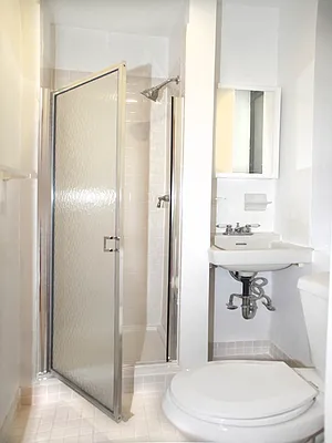 Rented by Issembert Companies | media 5