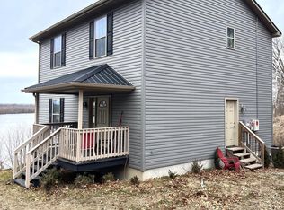 18986 Quiver Beach Rd, Mason City, IL 62644