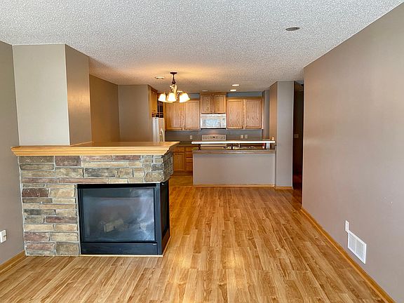 2nd image of 3222 Oak View Dr