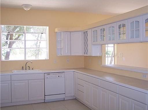 5th image of 1218 Sunny Ct