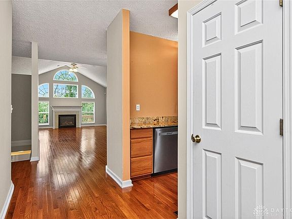 3rd image of 5496 Harbourside Dr