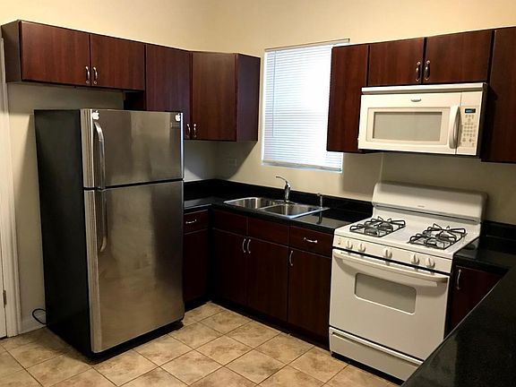 2nd image of 2725 W Barry Ave #2A