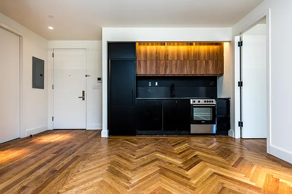 Rented by Nooklyn NYC LLC | media 91