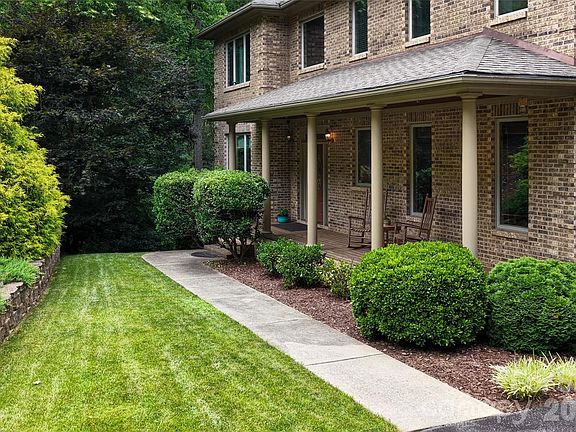 3rd image of 25 Whitaker View Rd