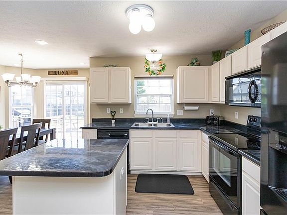 5th image of 8405 Catchfly Dr