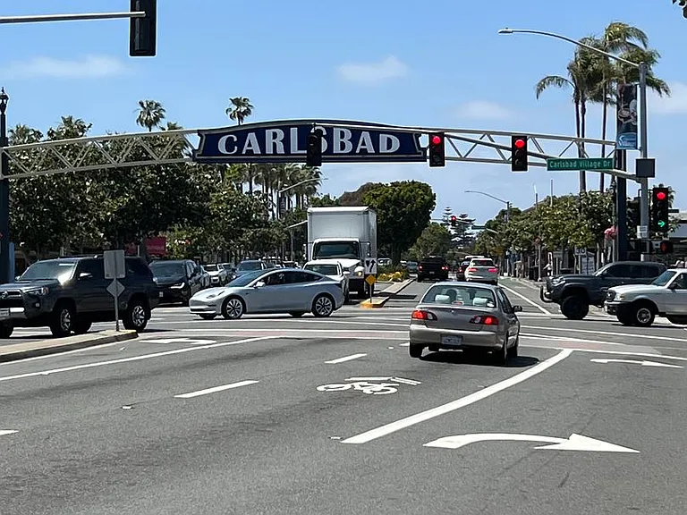 Sea Chase (Acacia Avenue) — Photo 12
