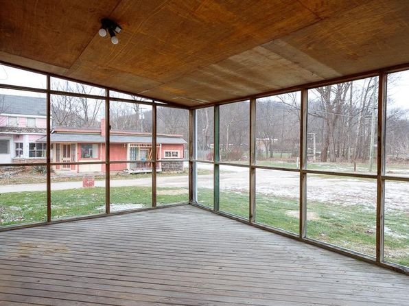 10105 Columbia St, Metamora, IN 47030