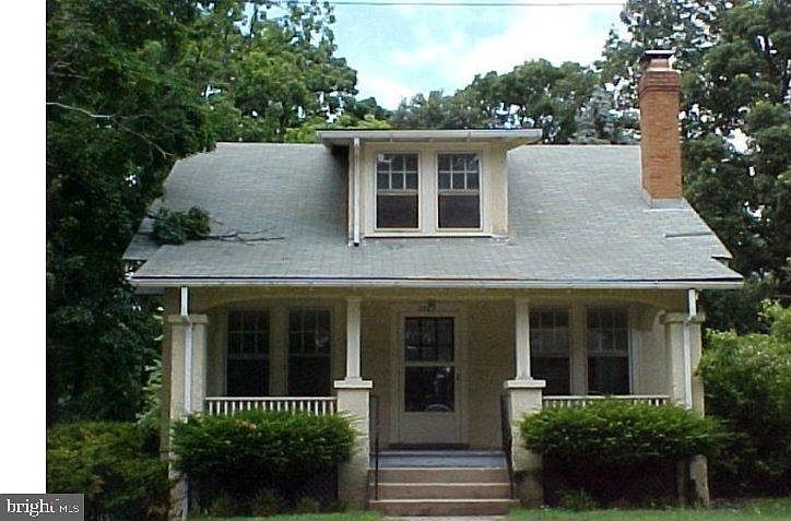 1st image of 3507 N Pershing Dr