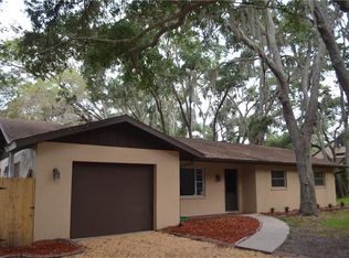 2050 Robinson Ave, Sarasota, FL 34232