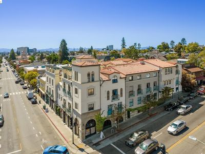 4395 Piedmont Ave #F211, Oakland, CA, 94611