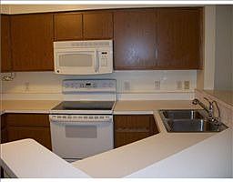 5th image of 1534 Oakfield Dr
