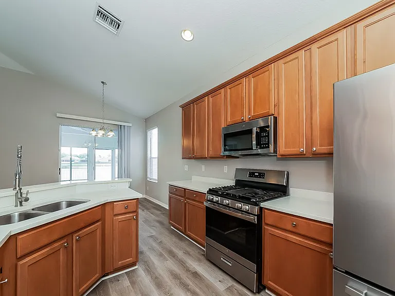 5110 Clover Mist Dr — Photo 7