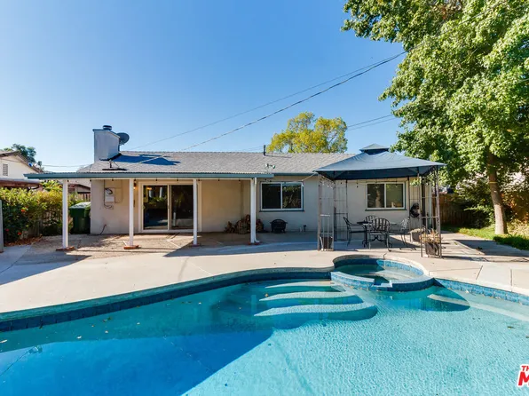23907 Mobile St, West Hills, CA 91307