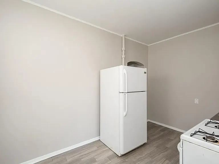 1553 W 17th St - Duplex — Photo 6