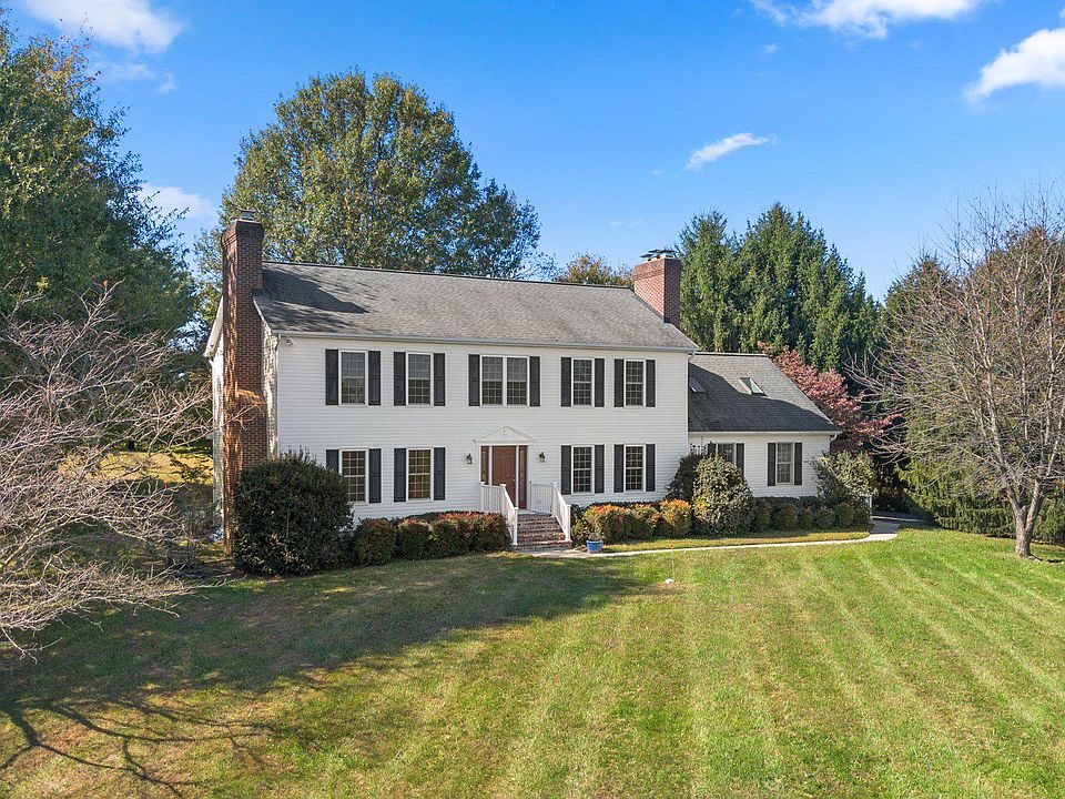 2nd image of 3084 Pfefferkorn Rd