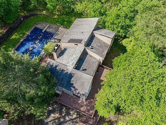 3rd image of 1771 Blackwell Rd