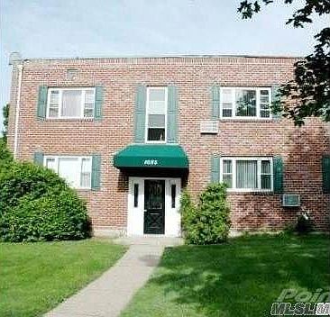 2nd image of 1084 Fenwood Dr