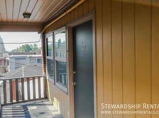 942 E 18th Ave APT 10, Eugene, OR 97403