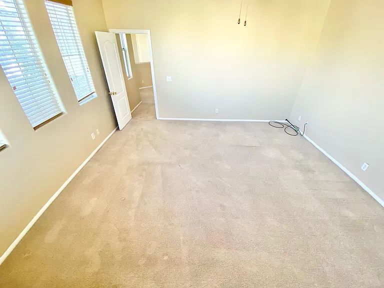 8836 Palm Creek Ct — Photo 26