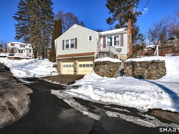 32 George Street, Seymour, CT 06483