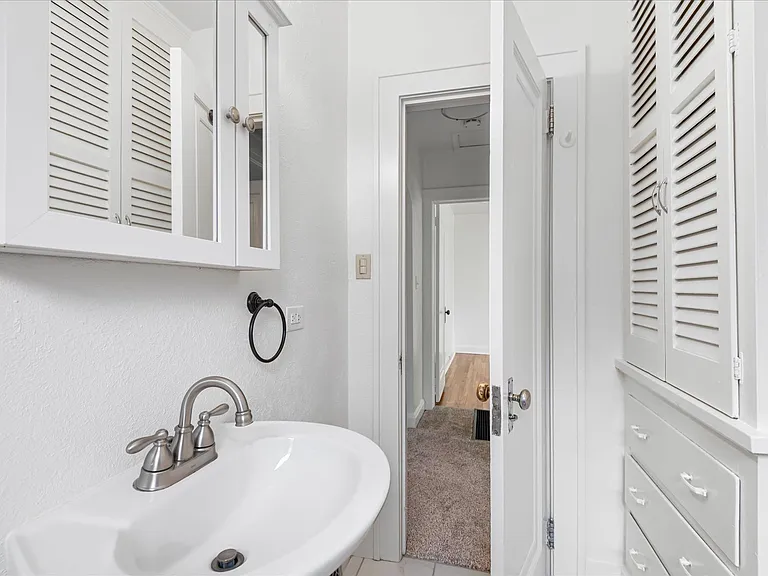 7196 W 4th Ave — Photo 17