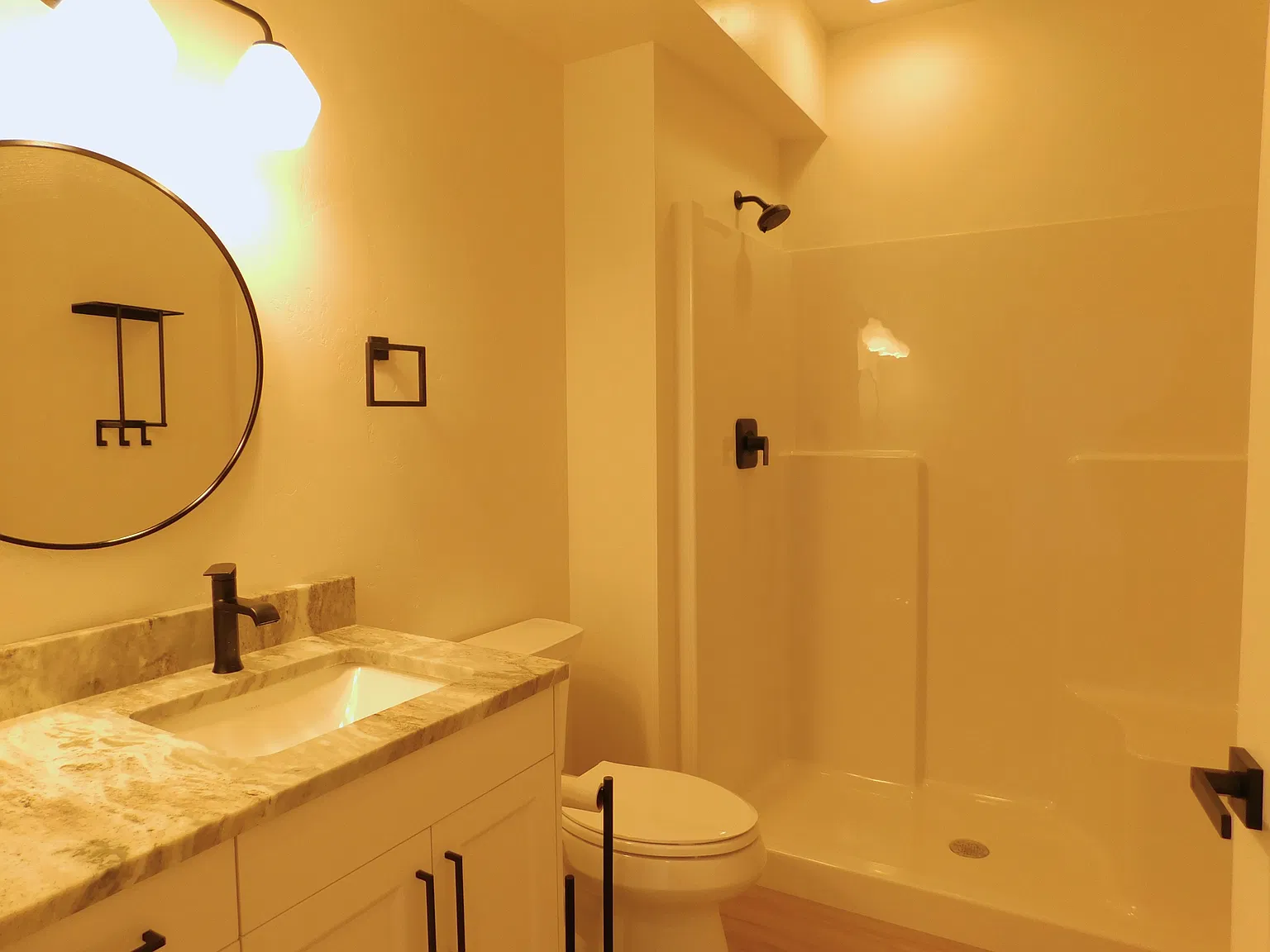 227 Rolling Hill Road - 2 — Photo 4