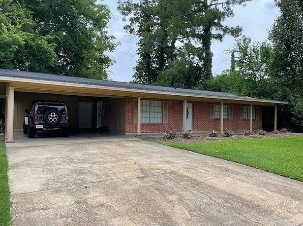 6141 Yoho Dr, Alexandria, LA 71301