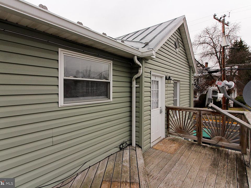 1st image of 313 S Main St #1