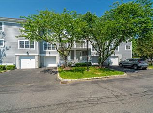 3 Brookridge Ct, Rye Brook, NY 10573