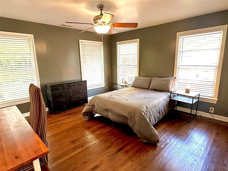 7515 Morton St — Photo 10