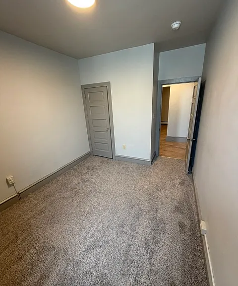 109 Walnut St #13 — Photo 2