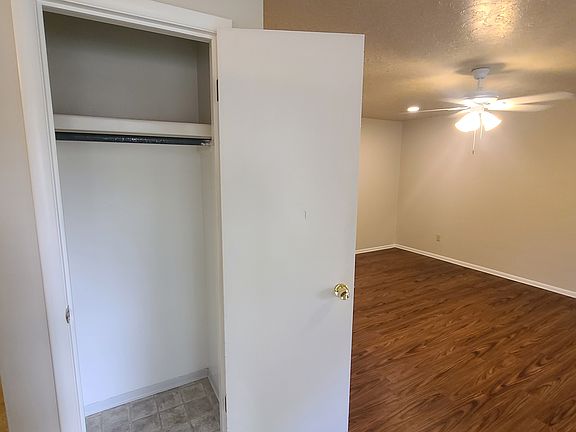Entryway and Coat Closet