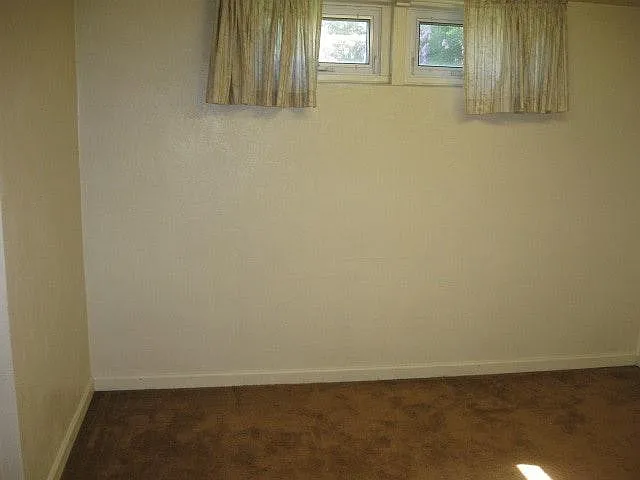 2 bed, 750 sqft, $1,100 — Photo 2