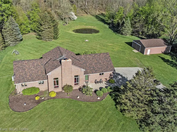 9290 Eagle Rd, Davisburg, MI 48350