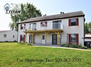 363 Stanley Ct APT D, Neenah, WI 54956