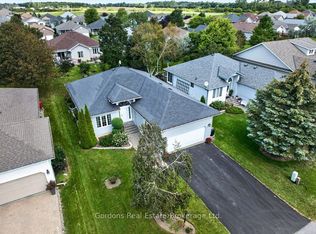 39 Elmdale Dr, Prince Edward County, ON K0K3L0