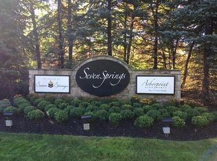 50 Seven Springs Ln #C, Burlington, MA 01803