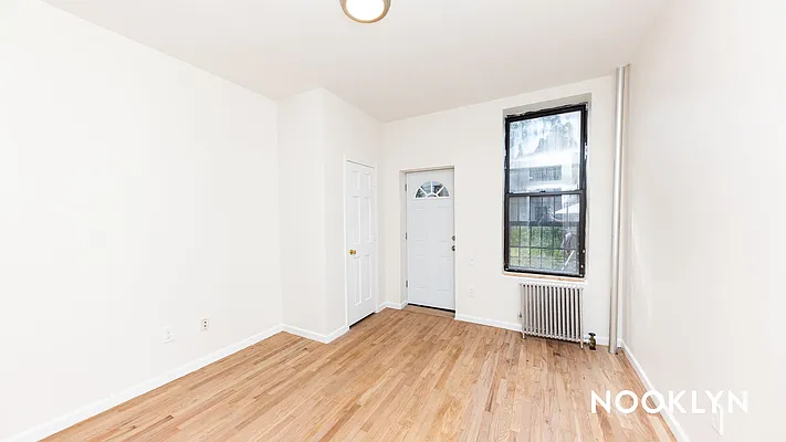 Rented by Nooklyn NYC LLC | media 4
